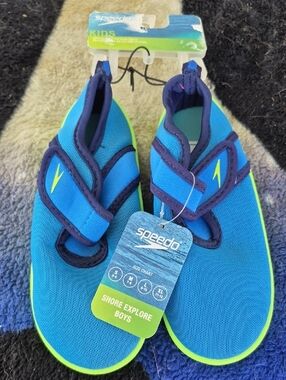 Speedo Kids Blue with Neon Green Trim Water Shoes